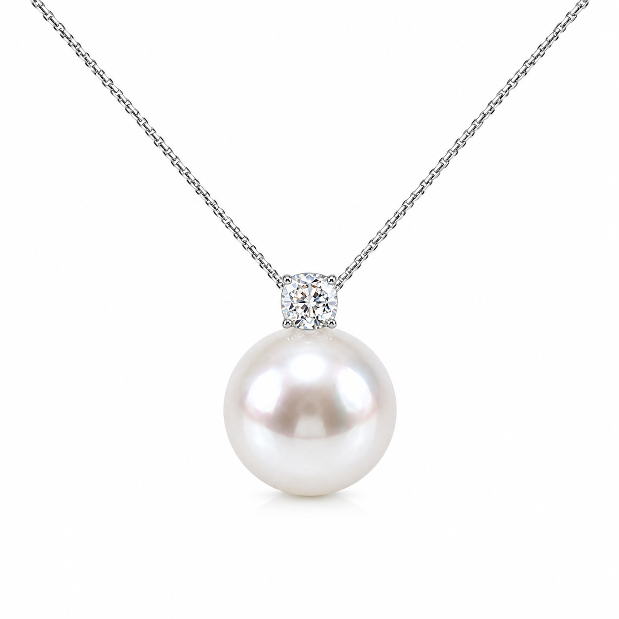 Diamond and pearl pendant necklace